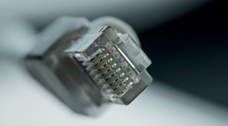 Netzwerkstecker (Quelle: pixabay.com)